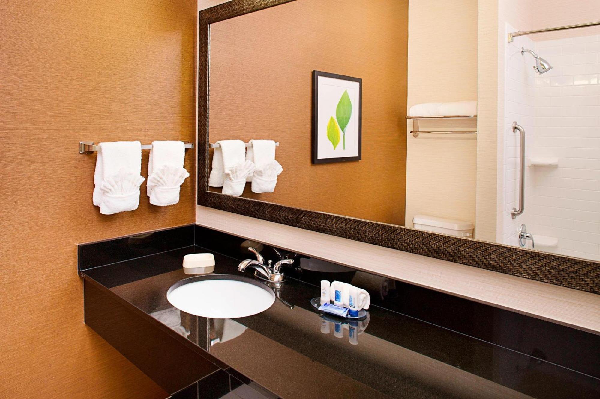 Fairfield Inn & Suites By Marriott San Antonio Seaworld / Westover Hills מראה חיצוני תמונה