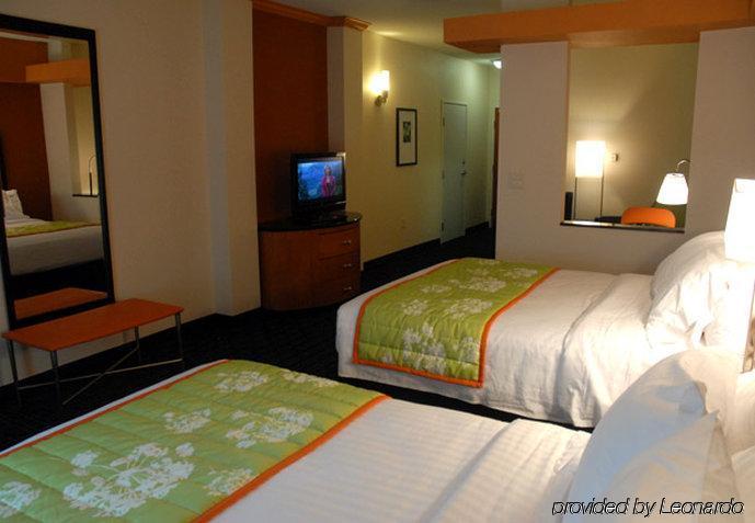 Fairfield Inn & Suites By Marriott San Antonio Seaworld / Westover Hills מראה חיצוני תמונה